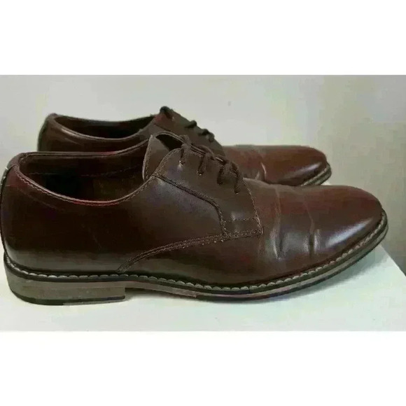 EUC Express Brown Men’s Dress Shoes Size 8 Oxford Style - Picture 5 of 9